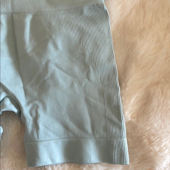 SET Active Sage Green Bike Shorts #120 - Picture 4 of 6